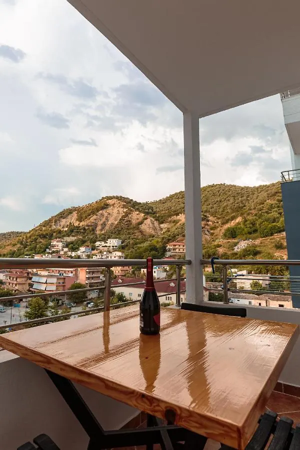 Modern Apartment In Vlora אלבניה